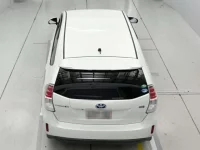 Toyota PRIUS ALPHA лот № 30087 оценка 4  с аукциона в Японии 7