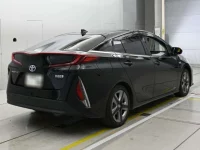 Toyota PRIUS PHV лот № 30247 оценка 4.5  с аукциона в Японии 1