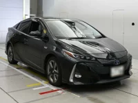 Toyota PRIUS PHV лот № 30247 оценка 4.5  с аукциона в Японии 4