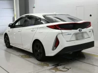 Toyota PRIUS PHV лот № 30054 оценка 4  с аукциона в Японии 5
