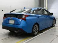 Toyota Prius лот № 30062 оценка R  с аукциона в Японии 1