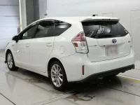 Toyota PRIUS ALPHA лот № 30015 оценка 3.5  с аукциона в Японии 5