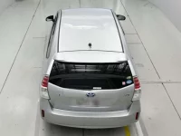 Toyota PRIUS ALPHA лот № 30030 оценка 4  с аукциона в Японии 7