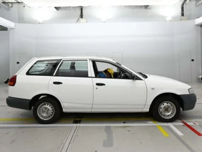 Nissan AD  с аукциона в Японии