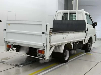 Nissan Vanette Truck