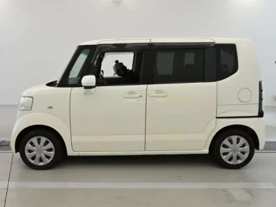 Honda N-Box+