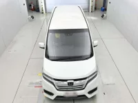 Honda STEP WAGON лот № 90103 оценка 3.5  с аукциона в Японии 6