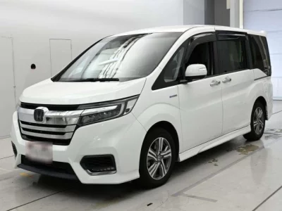 Honda STEP WAGON  с аукциона в Японии
