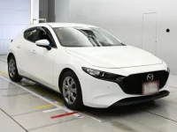 Mazda MAZDA3 лот № 30083 оценка 4  с аукциона в Японии 4