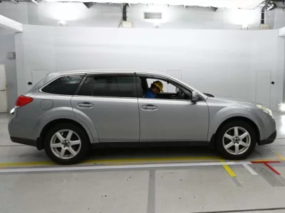 Subaru LEGACY OUTBACK
