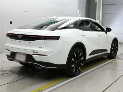 Toyota Crown Crossover