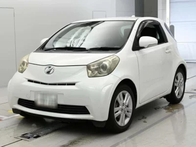 Toyota IQ