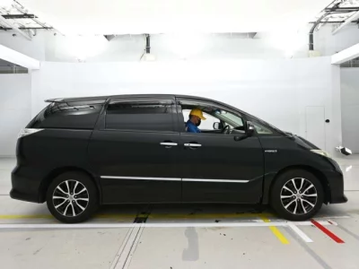 Toyota Estima Hybrid