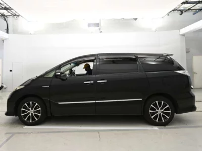 Toyota Estima Hybrid