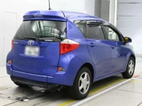 Toyota RACTIS лот № 90093 оценка 3  с аукциона в Японии 1