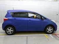 Toyota RACTIS лот № 90093 оценка 3  с аукциона в Японии 2