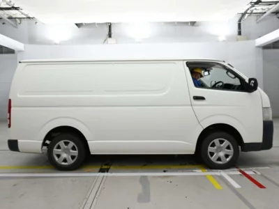 Toyota REGIUS ACE VAN