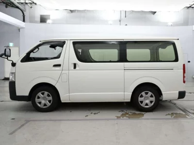 Toyota REGIUS ACE VAN