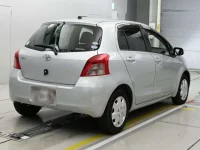 Toyota VITZ лот № 30085 оценка 3  с аукциона в Японии 1