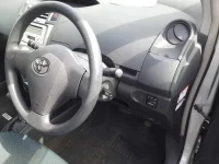 Toyota VITZ лот № 30085 оценка 3  с аукциона в Японии 8