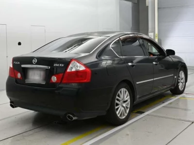 Nissan FUGA  с аукциона в Японии