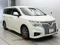 Nissan ELGRAND лот № 30142 оценка 4  с аукциона в Японии 4