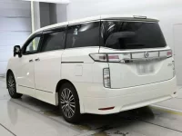 Nissan ELGRAND лот № 30142 оценка 4  с аукциона в Японии 5