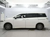 Nissan ELGRAND лот № 30142 оценка 4  с аукциона в Японии 3