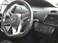 Nissan SERENA лот № 30006 оценка 4  с аукциона в Японии 8