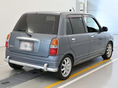 Daihatsu MIRA