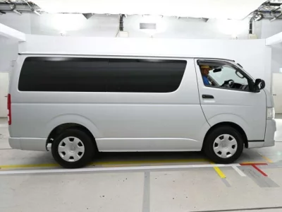 Toyota REGIUS ACE VAN