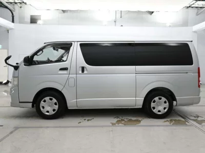 Toyota REGIUS ACE VAN