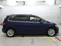 Volkswagen GOLF TOURAN лот № 38019 оценка 4.5  с аукциона в Японии 2