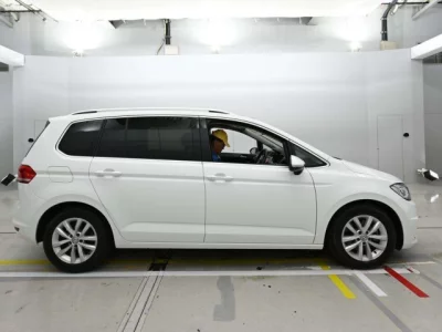 Volkswagen GOLF TOURAN