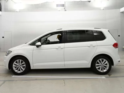 Volkswagen GOLF TOURAN