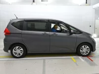 Honda FREED лот № 30086 оценка 4  с аукциона в Японии 2