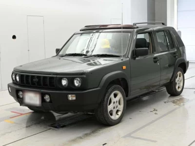 Nissan RASHEEN