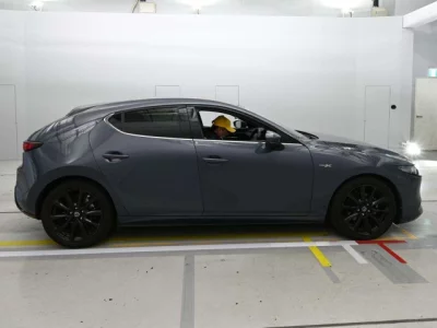 Mazda MAZDA3  с аукциона в Японии