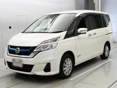 Nissan SERENA  с аукциона в Японии