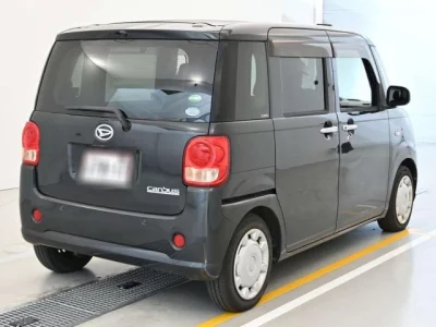 Daihatsu MOVE CANBUS  с аукциона в Японии