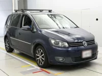 Volkswagen GOLF TOURAN лот № 38075 оценка 4  с аукциона в Японии 4