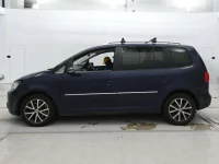 Volkswagen GOLF TOURAN лот № 38075 оценка 4  с аукциона в Японии 3