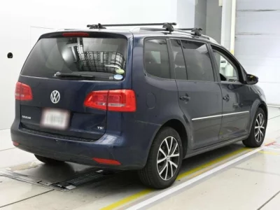 Volkswagen GOLF TOURAN