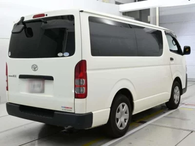 Toyota REGIUS ACE VAN