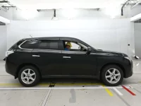 Mitsubishi OUTLANDER лот № 90316 оценка 3.5  с аукциона в Японии 2