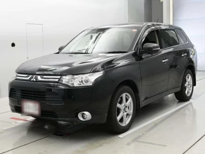 Mitsubishi OUTLANDER  с аукциона в Японии