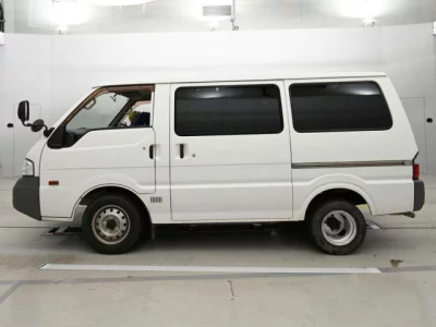 Mazda BONGO VAN