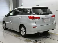 Toyota WISH лот № 90470 оценка 3.5  с аукциона в Японии 5