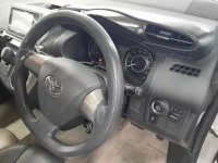 Toyota WISH лот № 90470 оценка 3.5  с аукциона в Японии 8