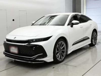 Toyota CROWN CROSSOVER
